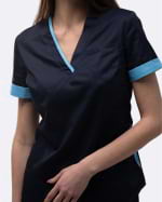 Zdravotnícke oblečenie set blúzka a nohavice 1489 Navi Zdravotnícke oblečenie set blúzka a nohavice 1489 Navi - fotka 2